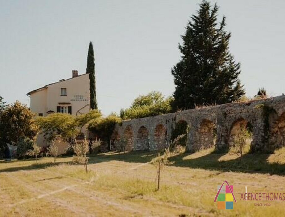 HÔTEL RESTAURANT DE CHARME EN PROVENCE